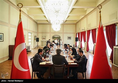 نشست خبری رضا هاکان تکین سفیر ترکیه در تهران