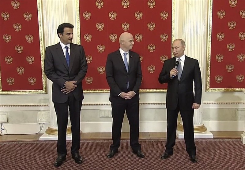 برگزاری مراسم انتقال میزبانی جام جهانی با حضور پوتین و امیر قطر
