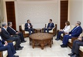 دیدار جابری انصاری با اسد؛ سیاست‌های کشورهای حامی تروریسم مانع حل بحران سوریه است