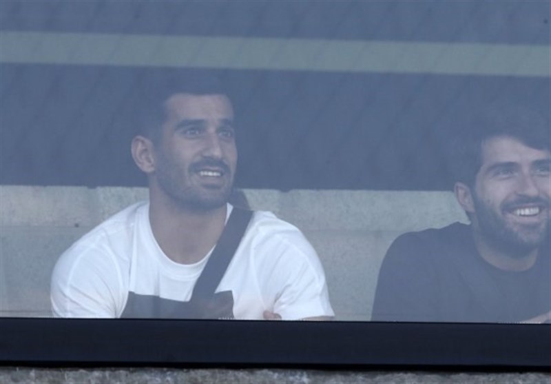 Ehsan Hajsafi Leaves AEK Athens
