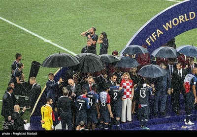 France Beat Brave Croatia 4-2 to Win World Cup Final