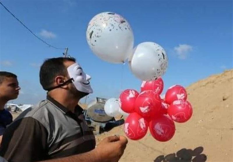 وحدة البالونات الحارقة تمهل إسرائیل فترة محددة لرفع الحصار