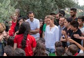 دیدار بشار و اسماء اسد با مجروحان و فرزندان شهدای سوری+ تصاویر