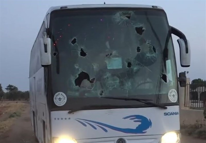 Buses Carrying Syrian Shiite Residents of Al-Fuaa, Kafraya Stoned during Evacuation (+Video)
