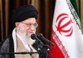 الإمام الخامنئی: التصور ان هناک حل للمشاکل عبر التفاوض مع امریکا یعد خطا سافرا