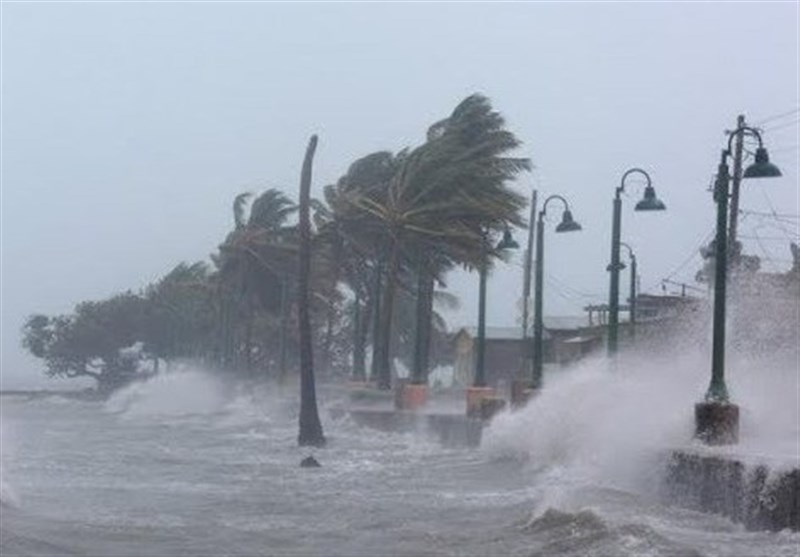 Dramatic Moment When Wedding Ceremony Hit by Typhoon Mangkhut in Philippines (+Video)