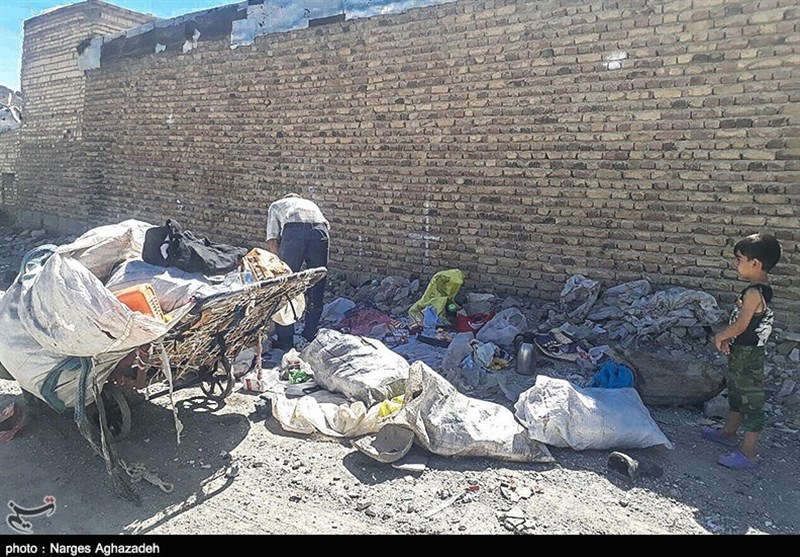 سایه سنگین فقر و اعتیاد بر سرکودکان مناطق حاشیه‌نشین ارومیه