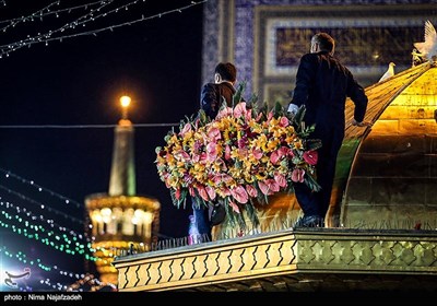 Pilgrims Mark Birth Anniversary of Imam Reza (AS) in Mashhad