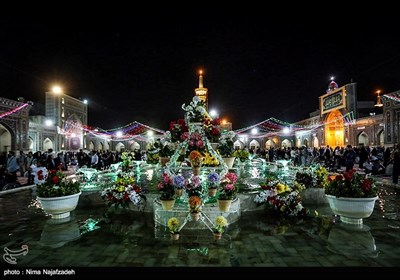 Pilgrims Mark Birth Anniversary of Imam Reza (AS) in Mashhad