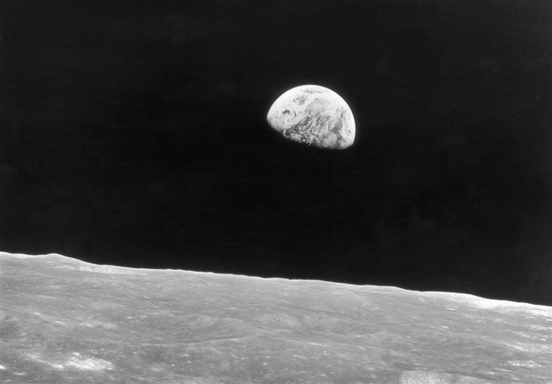 Moon May Have Been Covertly Siphoning Earth&apos;s Water for Billions of Years