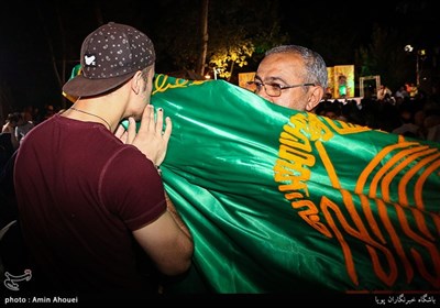 کاروان زیرسایه خورشید در پارک شهر تهران