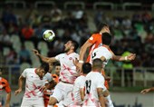 لیگ برتر فوتبال| تساوی سپیدرود و ذوب‌آهن در نیمه اول