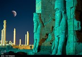 طولانی ترین خسوف قرن در مجموعه جهانی تخت جمشید - عکسها با تکنیک دابل اکسپوژر عکاسی شده است