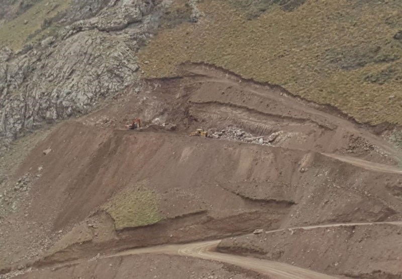 توضیحات مدیرکل منابع طبیعی البرز درباره تخریب کوه در منطقه آزادبر توسط بخش خصوصی