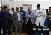 برگزاری جشن تولد سرپرست جدید تیم استقلال در اصفهان + عکس