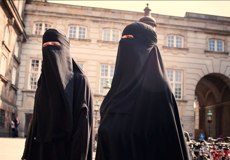 UN Committee Slams French &apos;Burqa Ban&apos; for &apos;Violating&apos; Rights