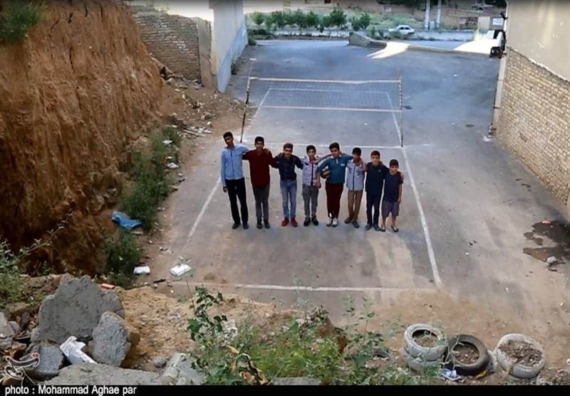 گلایه دانش‌آموزان و ورزشکاران کردستانی از کمبود امکانات ورزشی