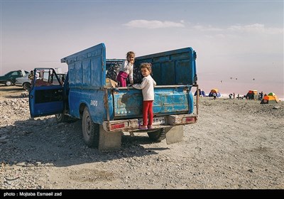 مسافران تابستانی دریاچه ارومیه