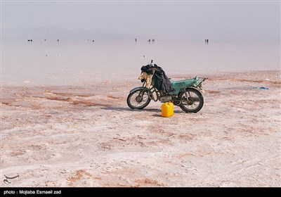 مسافران تابستانی دریاچه ارومیه