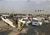 واژگونی پراید پس از تصادف شدید با دو خودرو + تصاویر