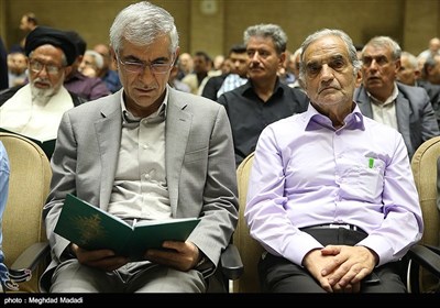 محمدعلی افشانی شهردار تهران در مراسم ترحیم مرحوم عباس دوزدوزانی