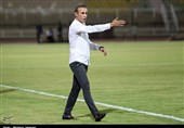اصفهان| یحیی گل‌محمدی: بازیکنانم با جان و دل بازی می‌کنند و نیاز به حمایت دارند/ نمی‌توانیم خیلی بابت پیروزی مقابل ذوب‌آهن خوشحال باشیم