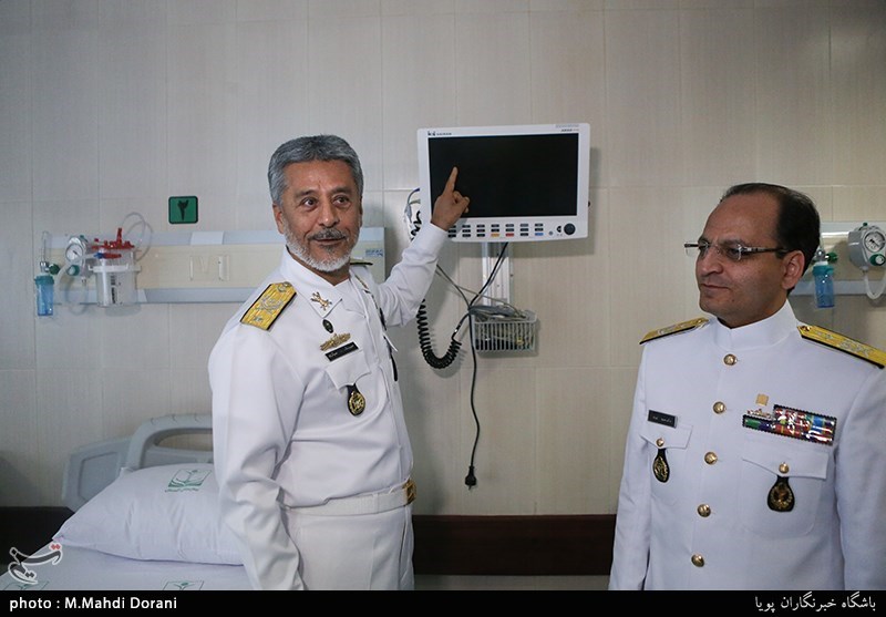 امیر سیاری: نیروی دریایی ارتش تلاش‌های گسترده‌ای در جزایر خلیج‌فارس انجام داد