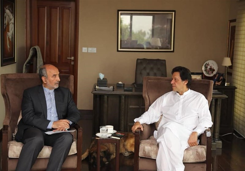 Iran’s Envoy Meets New Pakistani Leader Imran Khan