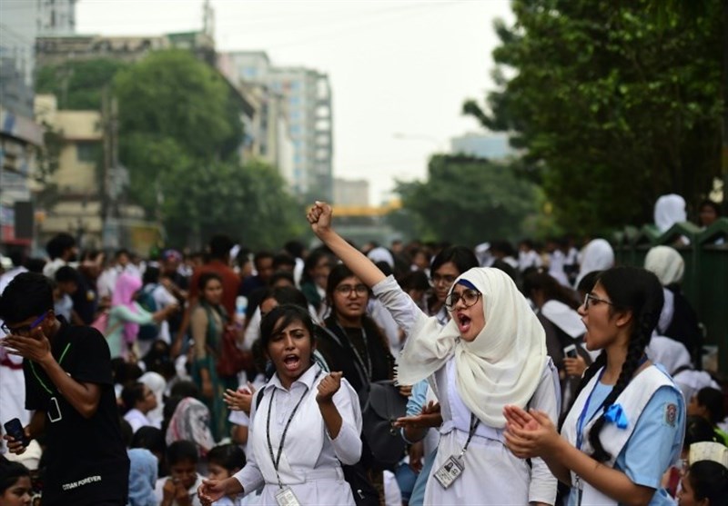 One Dead, 50 Injured in Bangladesh Garment Workers Strike