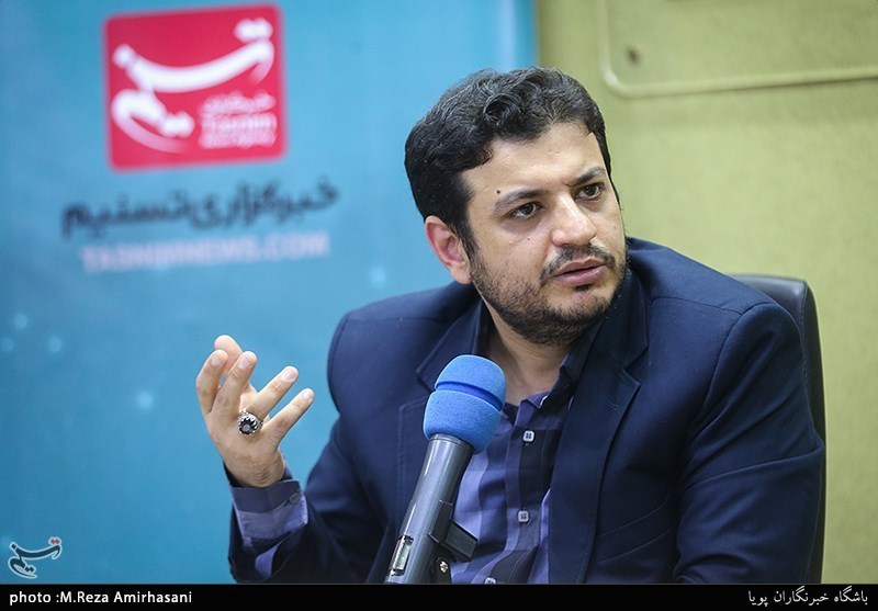 رائفی‌پور در اصفهان: نفوذی‌ها به دنبال دلسرد کردن مردم از انقلابند؛ روحیه انقلابی بن‌بست‌شکن است