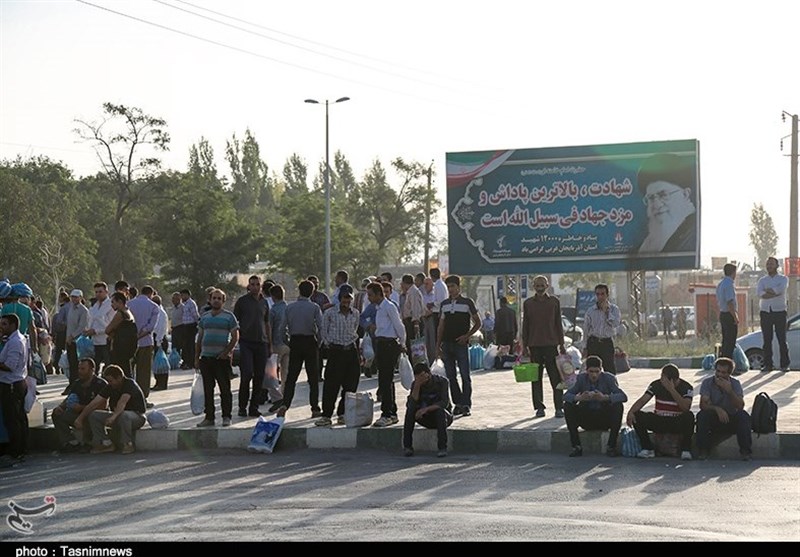 مشهد| کارگران روزمزد چشم‌انتظار ساماندهی/ راهکاری برای حداقل حقوق تمهید شود