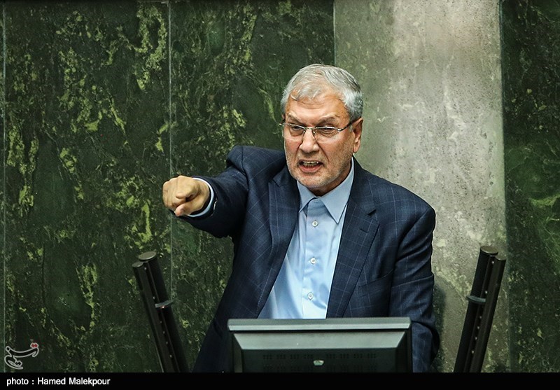 واکنش علی ربیعی به نامه 12 رئیس کمیسیون‌ مجلس به روحانی