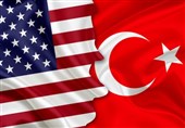 طمأنة ترکیّة حیال اللیرة وسط تهدید أمریکی بالتصعید