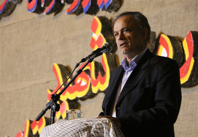 کرمان| دشمن به‌کمک فضای مجازی به دنبال تخریب سرمایه‌های نظام است