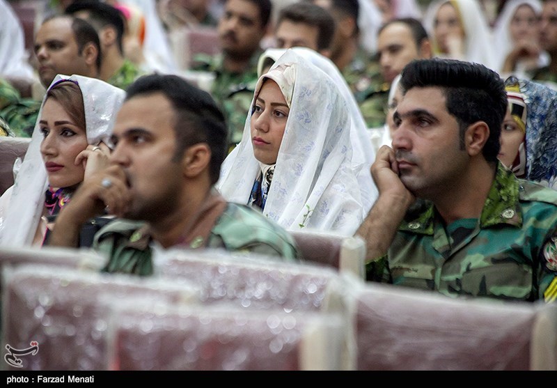 مراسم ازدواج 150 زوج نیروی زمینی ارتش در کرمانشاه برگزار شد