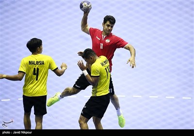 مسابقه هندبال ایران و مالزی