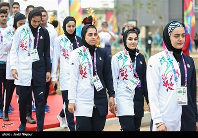  اهتزاز پرچم ایران در دهکده بازی‌های آسیایی
