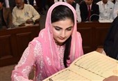 بانوی 25ساله پاکستان رکورد کم سن ترین عضو پارلمان این کشور را شکست