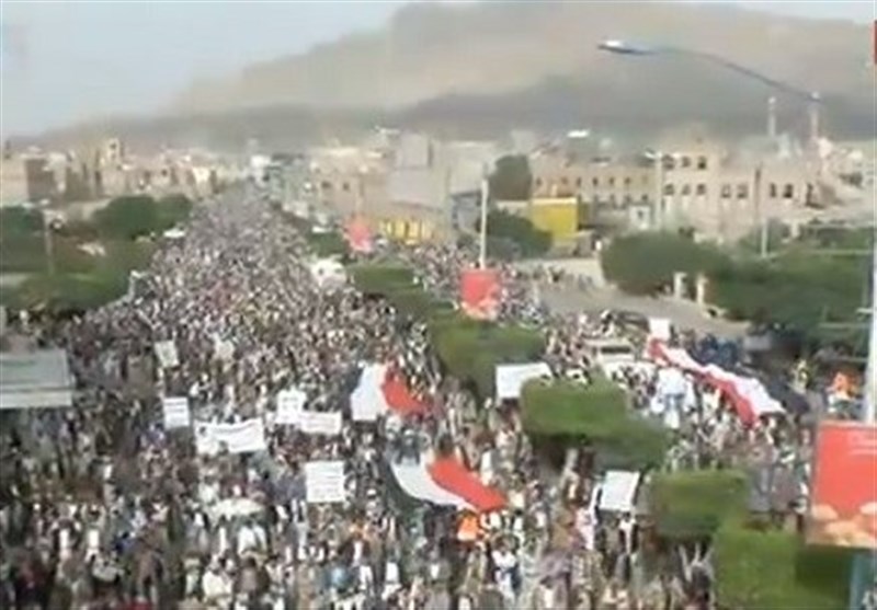 Yemen&apos;de Amerika Ve Arabistan Karşıtı Gösteri Düzenlendi