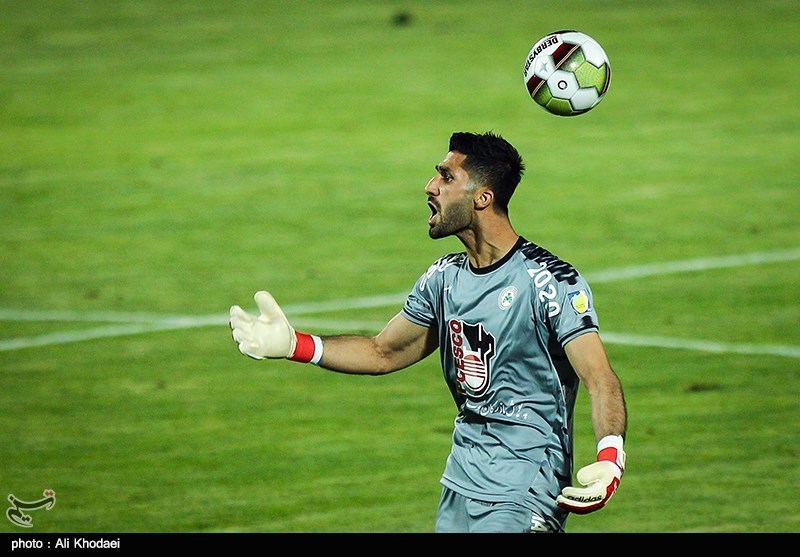 اصفهان| مظاهری: هنوز از شکست گیج هستم؛ به خاطر پسرم در تیم ملی نبودم