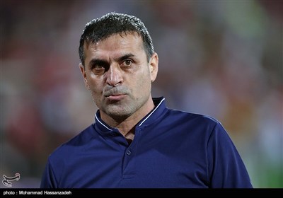 دیدار تیم‎های فوتبال پرسپولیس و نفت مسجد سلیمان