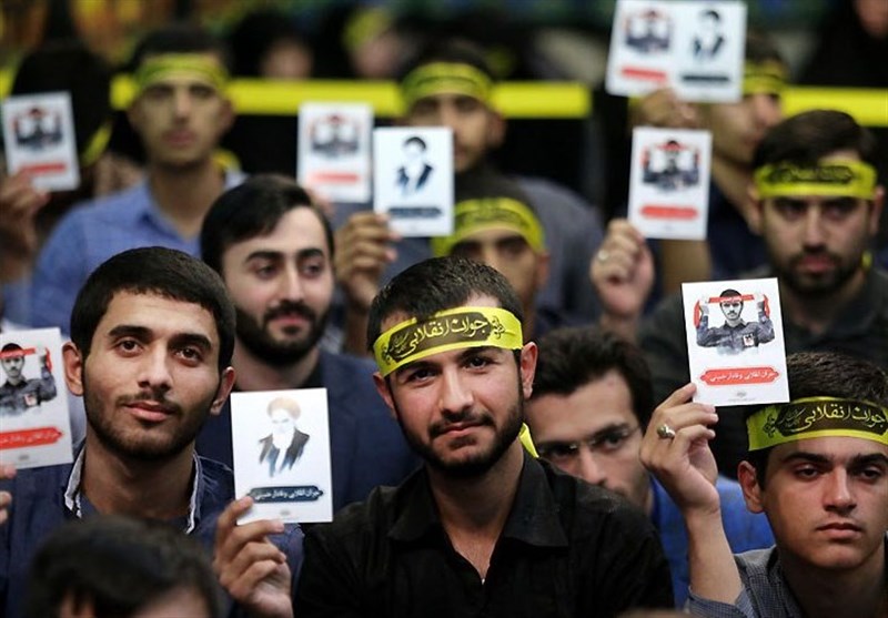 نماینده ولی فقیه در استان همدان: روحانیت باید از جوانان انقلابی و عدالت‌خواه حمایت کند