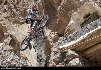 Iran’s Historical Village Hosts Mountain Bike Trials Competition