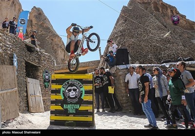 Iran’s Historical Village Hosts Mountain Bike Trials Competition