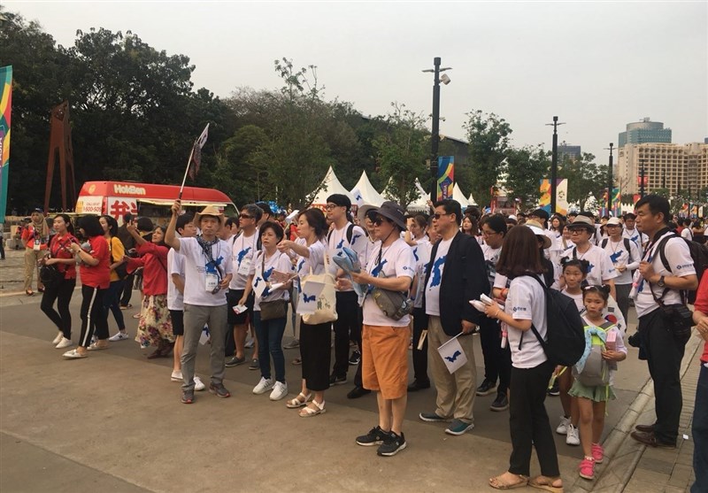 گزارش خبرنگار اعزامی تسنیم از اندونزی| حضور هواداران 2 کره با لباس مشترک و استقبال خوب از مراسم افتتاحیه + تصاویر