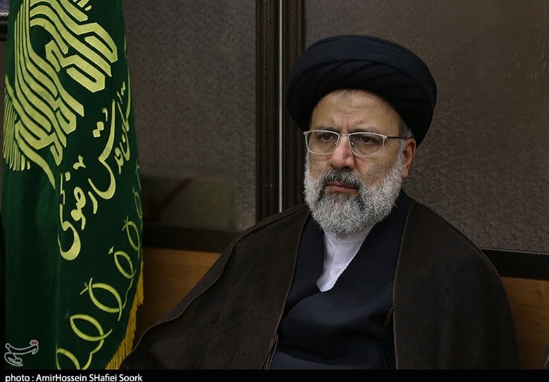 حجت‌الاسلام رئیسی: ملت ایران ایستادگی در برابر دشمن را آموخته/ مکتب عاشورا به ما اجازه نمی‌دهد مقابل ظلم سر خم کنیم