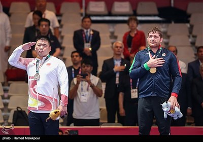 کسب مدال طلای مسابقات کشتی آزاد توسط پرویز هادی - بازی‌های آسیایی 2018