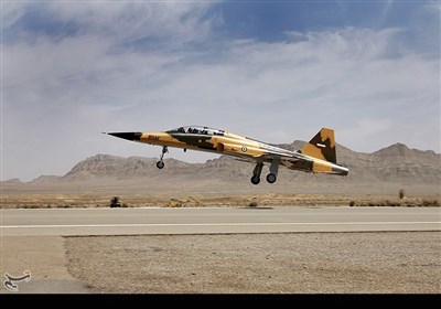 نخستین هواپیمای جنگنده ایرانی 
