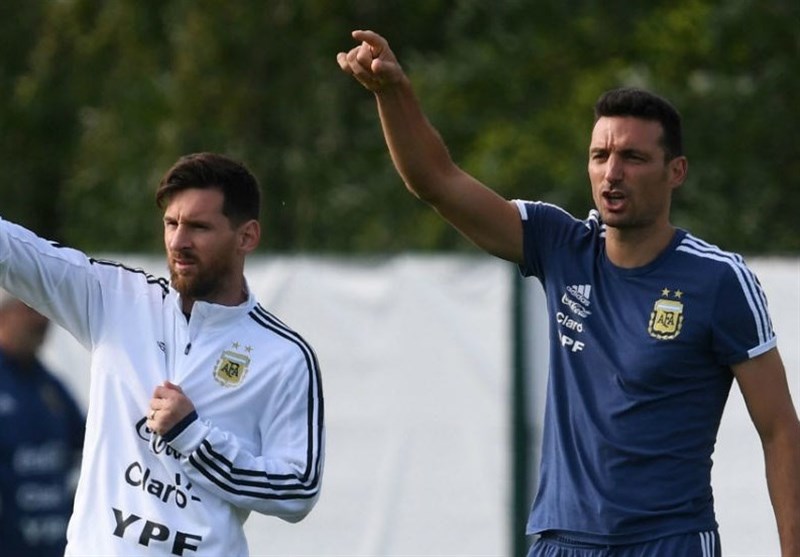 سرمربی موقت آرژانتین: نمی‌دانم آینده مسی در تیم ملی چه‌ می‌شود/ صلاح در این بود که چیزی به او نگویم