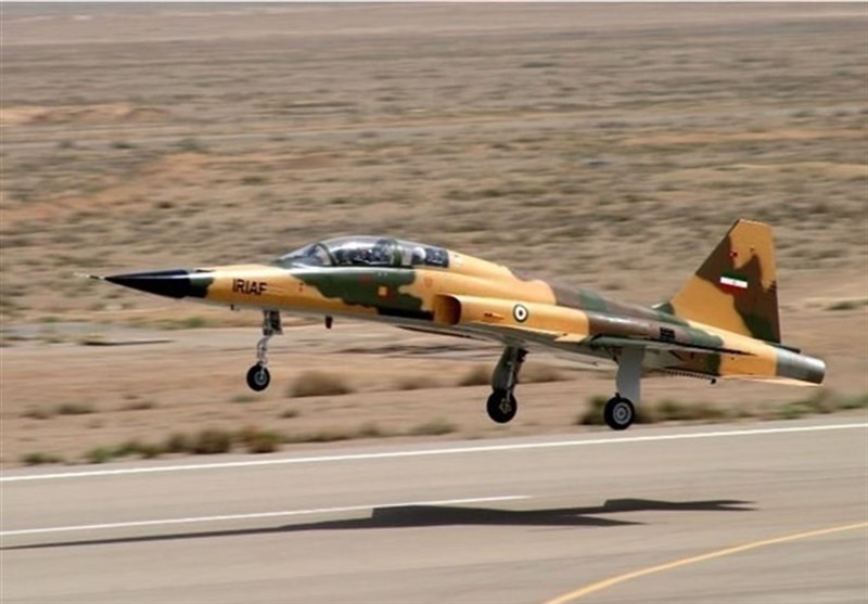 İran’ın Savaş Uçağı Kevser, F-5’in Kopası Mı?